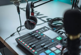 black and silver audio mixer